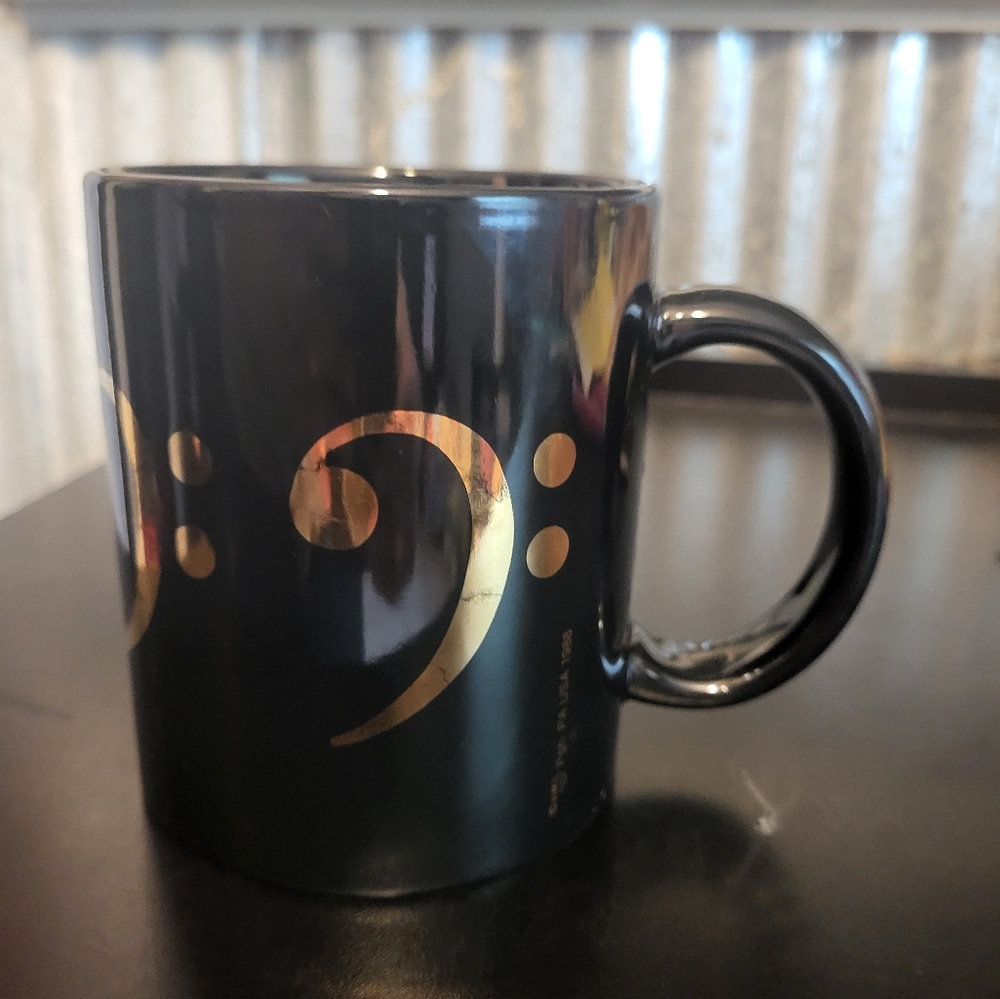 1988 bass clef mug